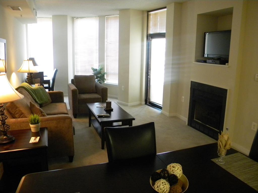 Madison Hospitality At 1401 Joyce Street Арлингтън Стая снимка