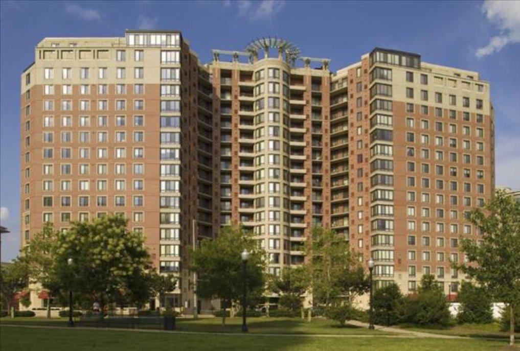 Madison Hospitality At 1401 Joyce Street Арлингтън Екстериор снимка